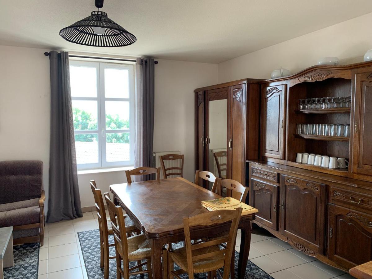 Auberge De La Tour Freycenet-la-Tour Esterno foto