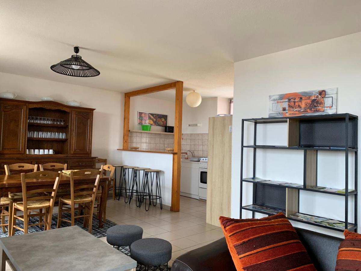 Auberge De La Tour Freycenet-la-Tour Esterno foto