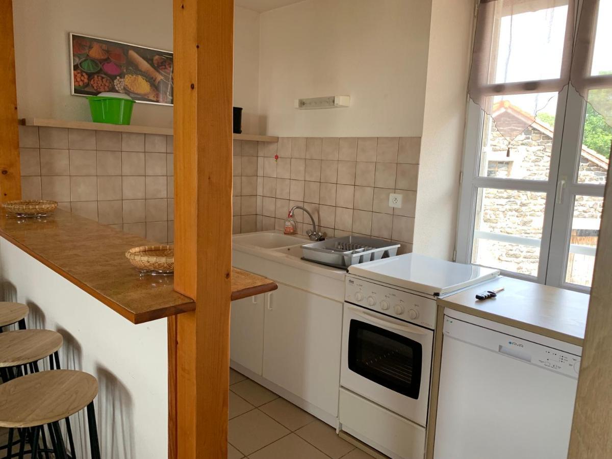 Auberge De La Tour Freycenet-la-Tour Esterno foto